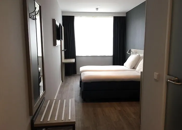 Joy Hotel
